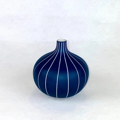 Argo Vase - Indigo, Medium