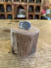 Load image into Gallery viewer, Silver Ring T021
