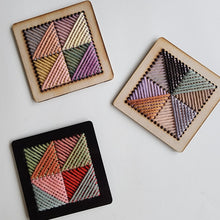 Load image into Gallery viewer, Valleymaker Small Pattern Play Weaver