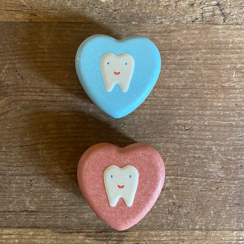 Maileg Tooth Tin - heart shape