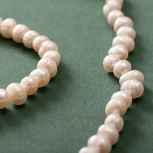 Load image into Gallery viewer, Nirrimis Pearl Necklace - Kids 0-3 (32cm)