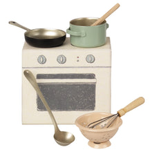Load image into Gallery viewer, Maileg Cooking Set for Mouse