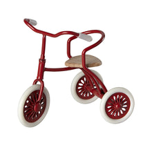 Load image into Gallery viewer, Maileg Abri a Tricycle Mouse - Red