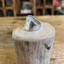 Load image into Gallery viewer, Silver and Rose Gold Ring G164