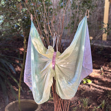 Load image into Gallery viewer, Silk Wings