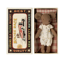 Load image into Gallery viewer, Maileg Big Sister Mouse in Matchbox 2024