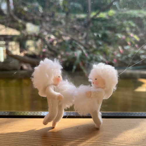 Ambrosius Hanging Snowball Fairy