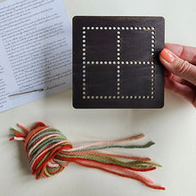 Load image into Gallery viewer, Valleymaker Small Pattern Play Weaver