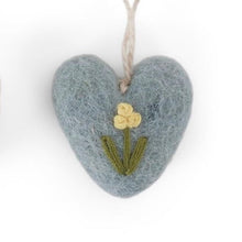 Load image into Gallery viewer, Gry &amp; Sif Mini Heart with Flower Hanging Decoration - assorted