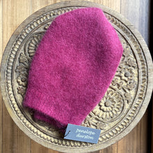 Load image into Gallery viewer, Pen Durston Slouch Beanie