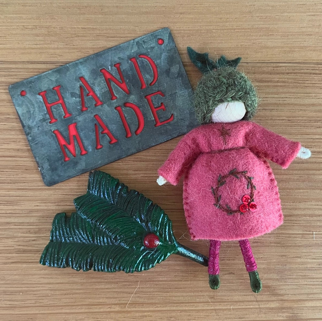 Tricia’s Festive Bendy Dolls 2025