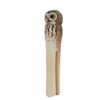 Load image into Gallery viewer, Wooden animal peg