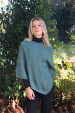 Load image into Gallery viewer, Lothlorian Plain Poncho