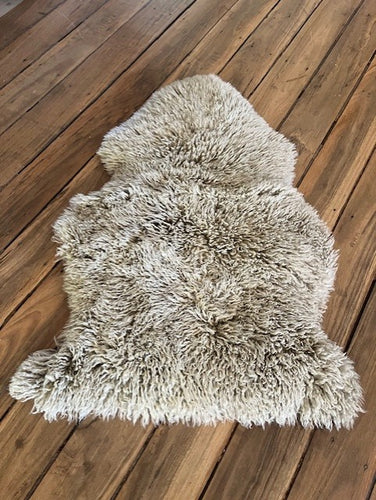 Fibre Sheepskin Rug - Curly 90cm, Pelican