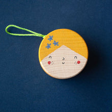 Load image into Gallery viewer, Londji Wooden Yo-yo Best Friends (assorted)