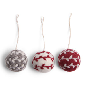 En Gry & Sif Felt Baubles - set of 6