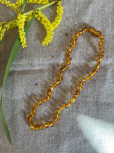 Load image into Gallery viewer, Amber Teething Necklace