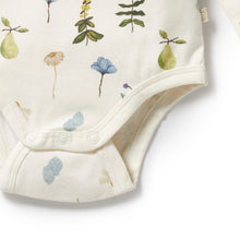 Load image into Gallery viewer, Wilson &amp; Frenchy Petit Garden Organic Bodysuit