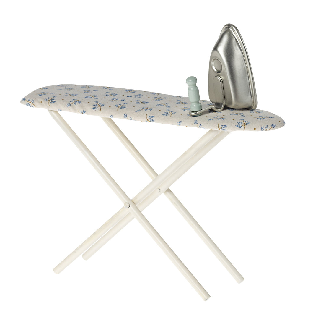 Maileg Iron and ironing board