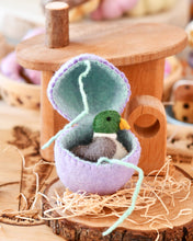 Load image into Gallery viewer, Tara Treasures Felt Surprise Egg with animal inside