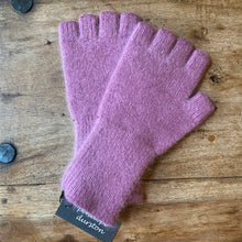 Load image into Gallery viewer, Penelope Durston Fingerless Gloves - medium cuff