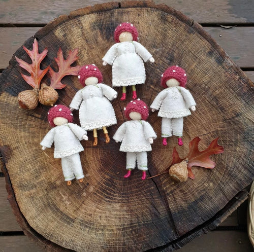 Tricia’s Children of the Forest Bendy Dolls