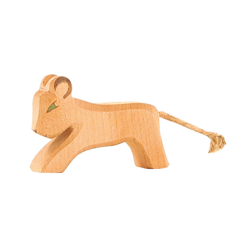 Lion - small running