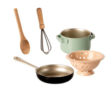 Load image into Gallery viewer, Maileg Cooking Set