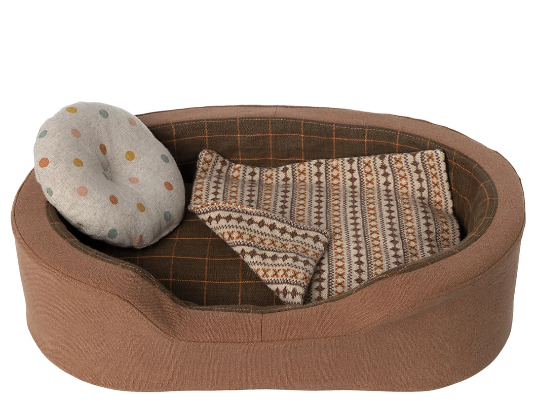 Maileg Dog Basket