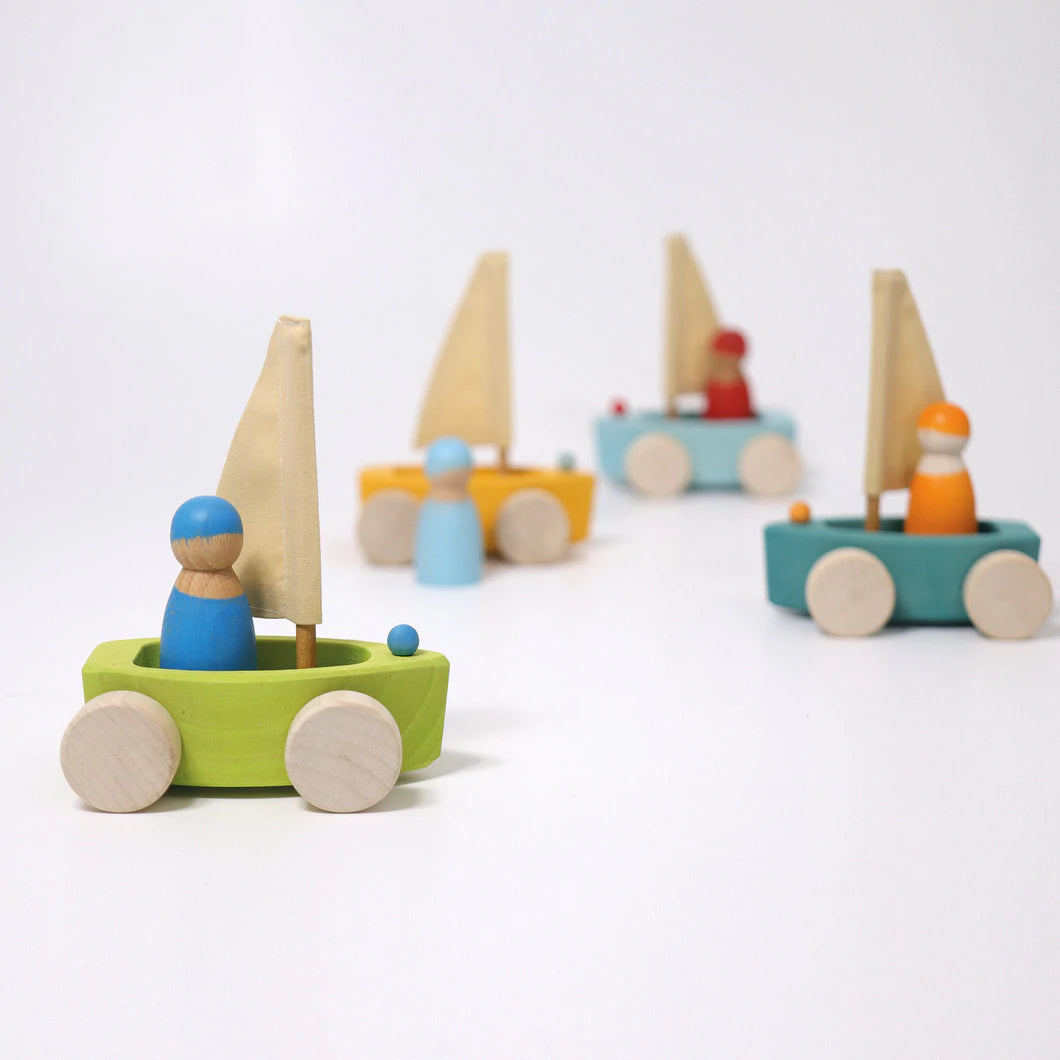 Grimm’s Little Land Yachts
