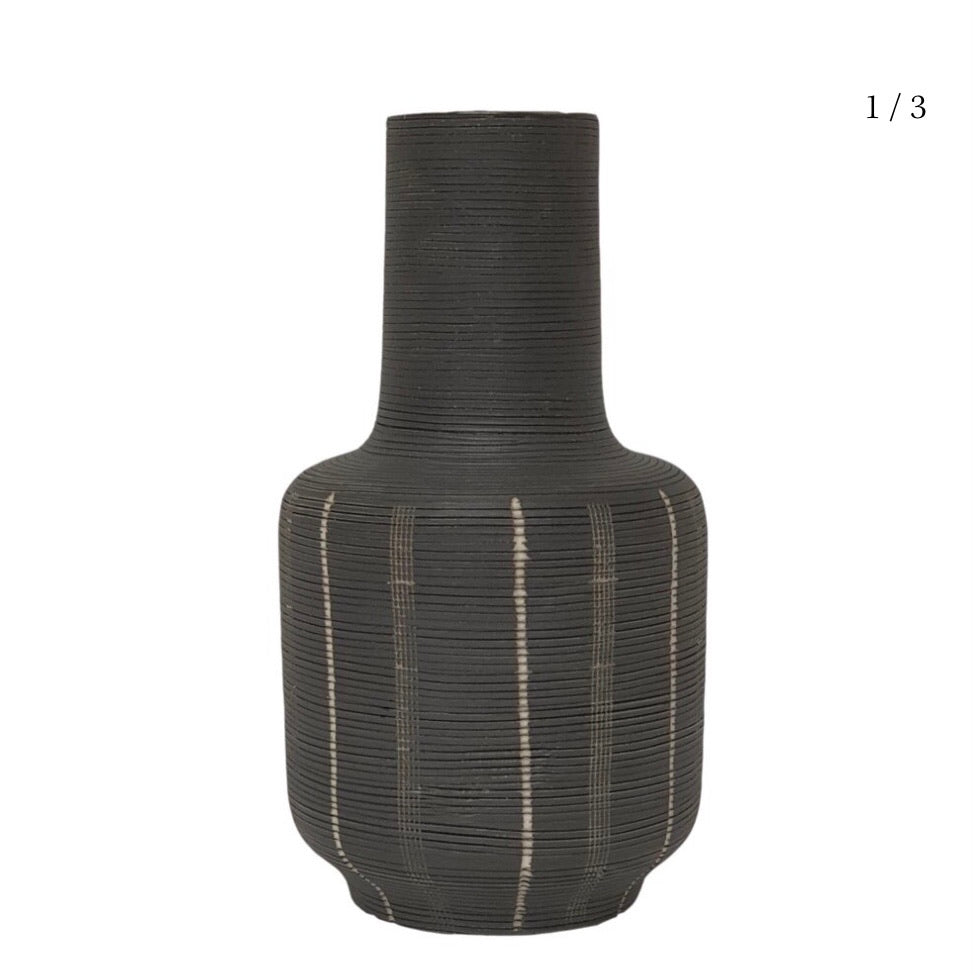 Diana Vase