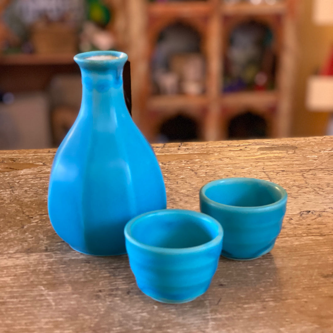 Dry Aqua Japanese Sake set - 3 piece