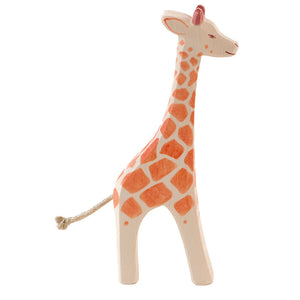 Giraffe - standing