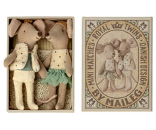 Load image into Gallery viewer, Maileg Royal Twins Mice Box