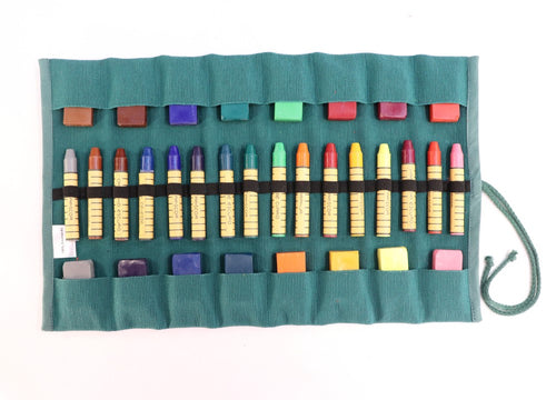 Sedulus Crayon Roll for 16 stick and block crayons, unfilled green