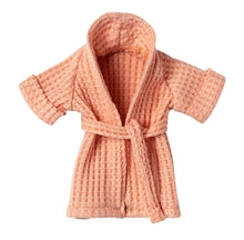 Load image into Gallery viewer, Maileg Miniature Bathrobe - Coral