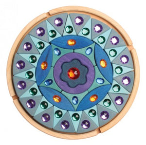 Grimm’s Small Sparkling Mandala