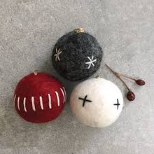 Load image into Gallery viewer, Felt Bauble Hanging Christmas Deco - Grey with stars