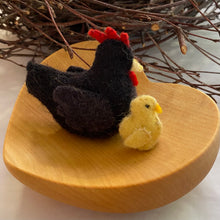 Load image into Gallery viewer, Felt Hen