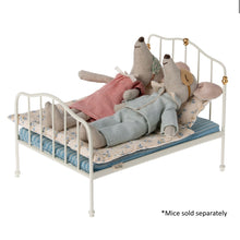 Load image into Gallery viewer, Maileg Vintage Double Bed for Mouse - Off-white