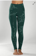 Load image into Gallery viewer, Captain Robbo ‘Green Tea Tree’ Cotton Leggings