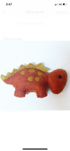 Load image into Gallery viewer, Felt Dinosaurs - assorted