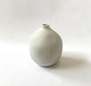 Cucumis Vase - White Pinstripe Etch, Small