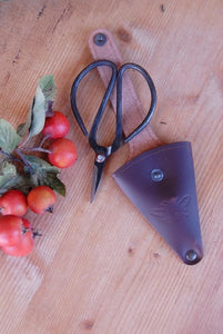Scissors in recycled leather pouch
