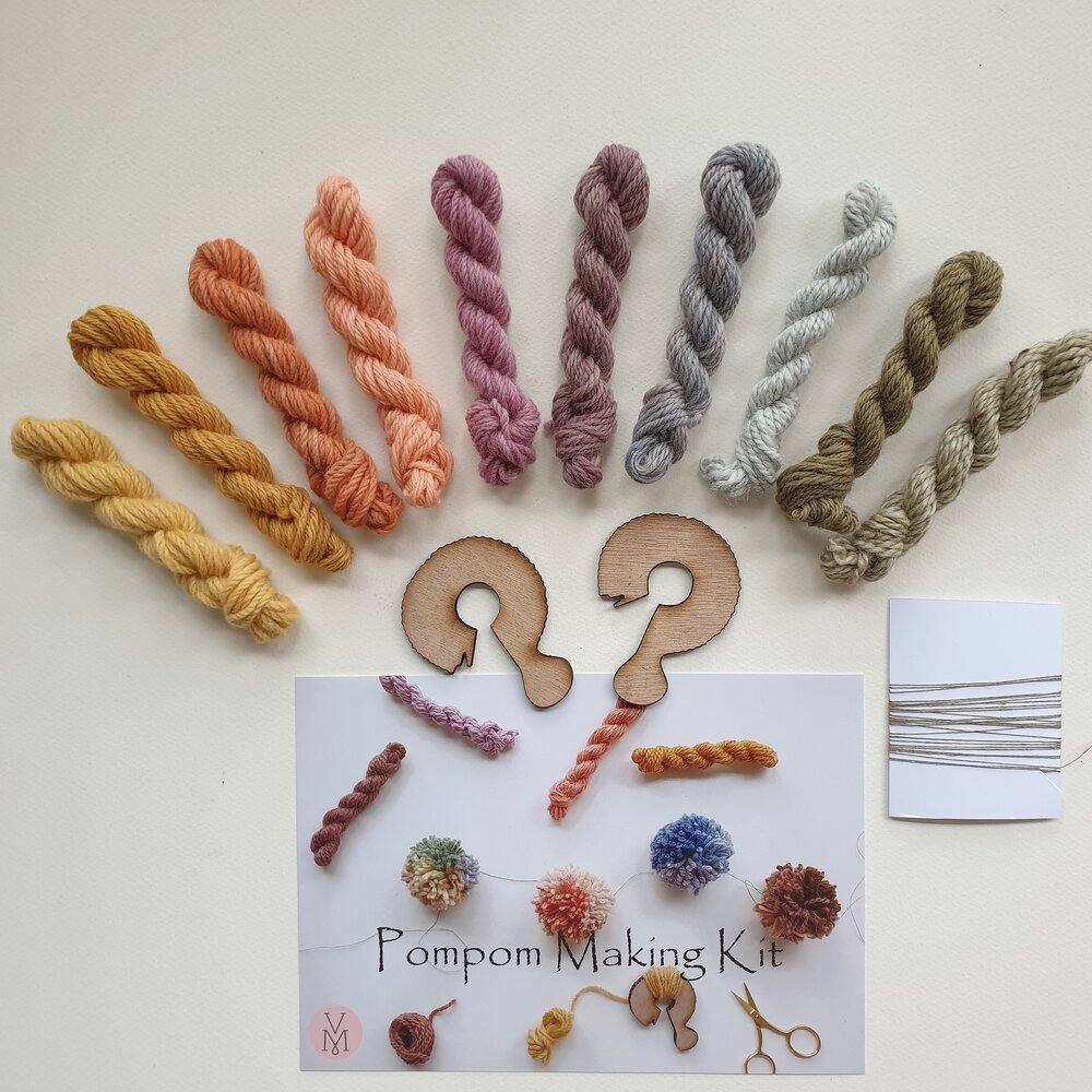 Pompom Making Kit (various colours)